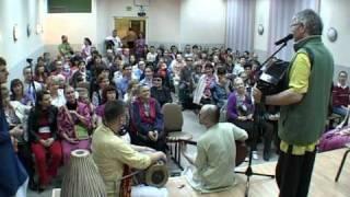 Mantra choir - Jayadev - Barnaul 2011 - 1