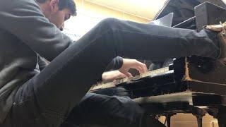 when you try to play The Moonlight Sonata but you actually want to have fun (CRAZY IMPROV.)