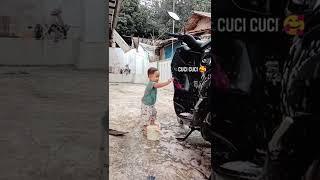 Anak kecil lagi cuci motor #shorts #short #anaklucu