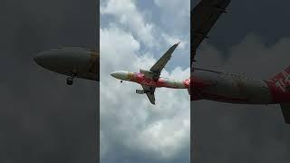 Indonesia Airasia A320 landing at KLIA2