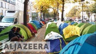 France: Refugees flee to Paris after Calais camp closure