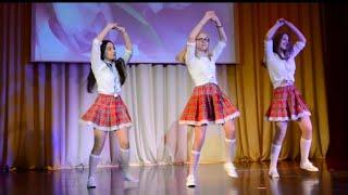 Russian School Girl Dance  School Girl Dance  Girl Dance #dance #dancevideo #schoolgirl