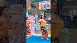 Cuma ke Indomaret tapi dapet view sebagus ini! Indomaret Geopark Kintamani Bali#shorts #indomaret