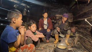 Daily life inside the hut || Himalayan Eastern lake Side  ||