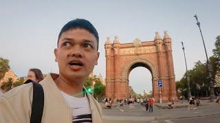 WALKING THROUGH THE ARC DE TRIOMF OF BARCELONA