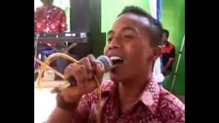 dangdut kerinduan - goyang dan saweran parah khusus 18+