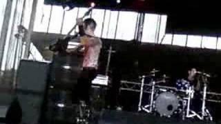 Summerbreeze 2007 - Blitzkid move