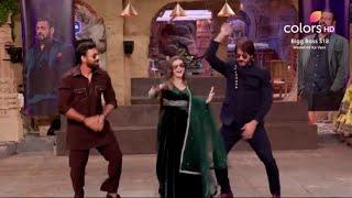 Bigg Boss 18 WKV: Vivian Aur Chahat Ka Romantic Dance, Salman Ko Gharwalonka Khas Tofa