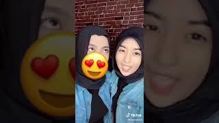 Tiktok jilbab sange