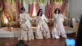 Kala Chashma — Amazing performance of Raya, Zaara and Zoya for Maisha’s wedding ceremony 