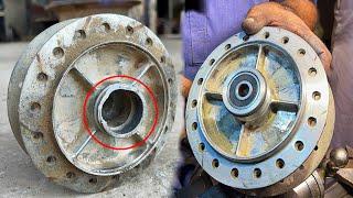 Amazing Technique of Repairing BrokenMotorcycle Wheel Hub || Restoration Wheel HubFor Bike