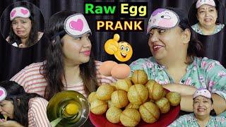 RAW EGG PRANK ON STUTI & FIPI @BudaBudiVlogs