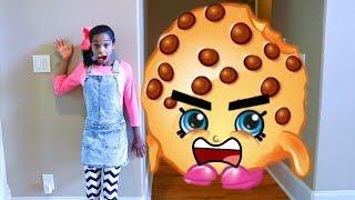 GIANT SHOPKINS vs Shasha! - Shiloh and Shasha - Onyx Kids