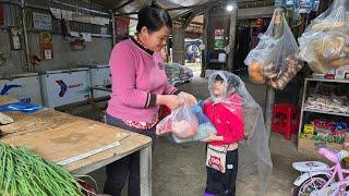 The girl lived through cold days, braving the rain and sun to earn money to make ends meet.