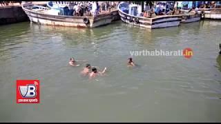 Local youngsters in Bhatkal help to find dead body of a fisherman