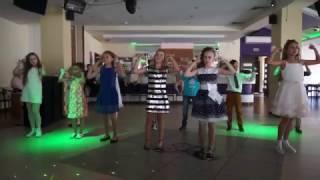 ФЛЕШМОБ  Выпускной танец 4 класс