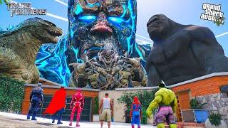 Franklin and Avengers with Godzilla & King Kong Attack On Transformer Robot Army For Save GTA 5 !