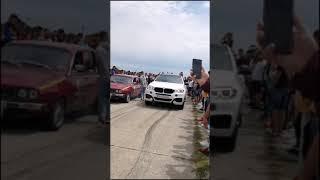 Dacia 1300 vs BMW X6 Drag Race