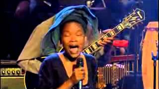 Afrotaking Simphiwe Dana with Mthwakazi - iNkwenkwezi