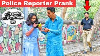 Police reporter prank by Banana prank