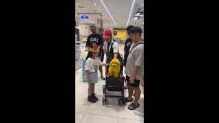 LIBOT AT SHOPPING NI PIKACHU