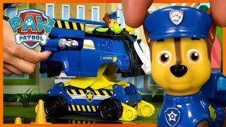 Chase and The Pups Clear a Traffic Jam - PAW Patrol - Toy Pretend Play Rescue for Kids