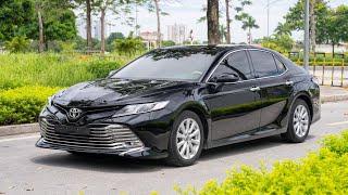 Toyota Camry 2.0 2020 nhập Thái siêu đẹp và giữ gìn! Tiết kiệm và cực kỳ bền bỉ