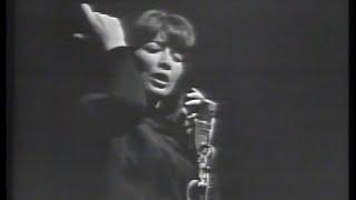 Juliette Gréco  1961  " Enregistrement Public à Tokyo Kosei-Nenkin Hall " COMPLET