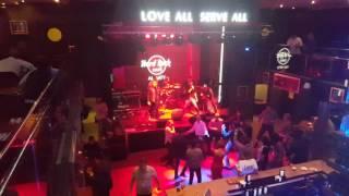 LampЫ orchestra Hard Rock Cafe Almaty