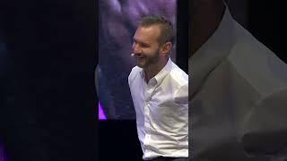 It's a miracle of God for a limbless man to be His hands and feet! #nickvujicic #limblesspreacher