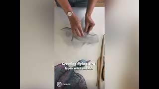 Making flying bird wall art from metal wire mesh - יצירה של ציפור מרשת מתכת