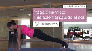 Iniciación al saludo al sol y yoga dinámico