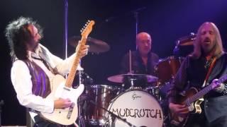 Mudcrutch.....Scare Easy.....5/26/16.....Denver, CO