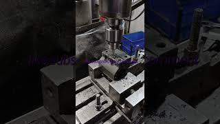 Tapping on milling|cad cam cnc|#machine #machinetool #automobile #cncmachining #metalworkingmachine