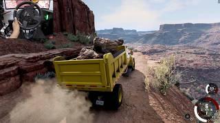 Dangerous trucking on a cliff edge - Gavril MD-Series | BeamNG.Drive