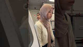 Boarding disambut Pramugari Cantik