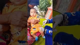 kasihan dede bayi ganteng  nangis kesakitan suntik imunisasi