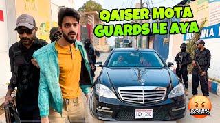 QAISER MOTA GUARDS LE AYA | MISHKAT KHAN VLOG