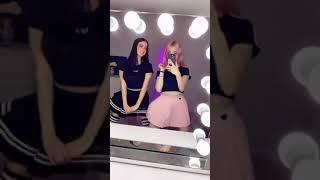 TikTok twins dance to Phut Hon viral song  (E-girl) laurenxburch