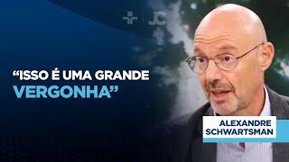 "O melhor negócio nesse país é quebrar um estado", afirma economista Alexandre Schwartsman