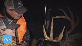 Big Buck Down! Colton Jordan Hunts Realtree Farms | Monster Bucks Mondays