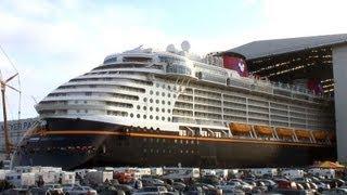 Disney Fantasy Float Out / Undocking / Ausdocken