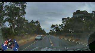 Aussiecams - 1 minute of Bad Driving 92