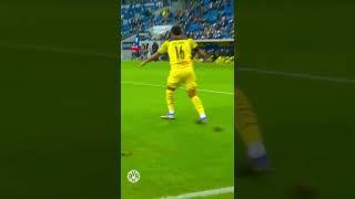 Defense from Manuel Akanji Dortmund #bvb #dortmund #shorts #football #defense #akanji