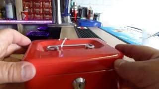 033 TLI Cash Box Picked Open