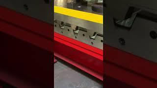 Decking floor machine #rollformingmachine #rollforming #decking