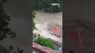 Himachal Pradesh Heavy Rain | House Floated Away In Flash floods In Himachal