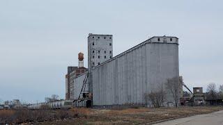 Exploring the abandoned Pillsbury factory in Springfield Illinois