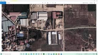 Download Google Earth image from Universal Map Downloader (UDM) and project in ArcMap