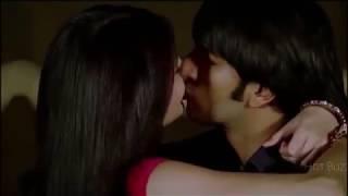 Anushka sharma kissing since, Band baja barat movie